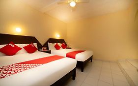 Oyo Hotel Jardín Carpio Aguascalientes 2* México